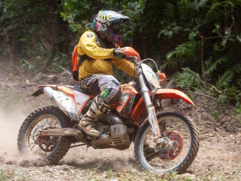 The Weekend Sports Re/Port