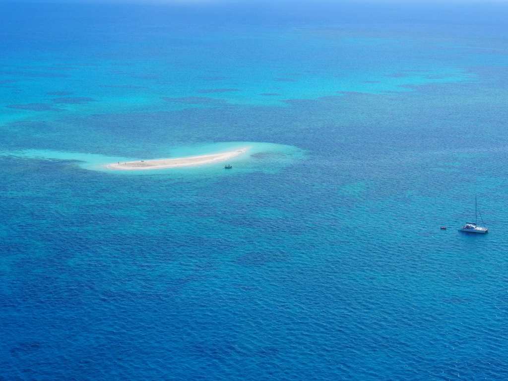 travel vouchers to great barrier reef